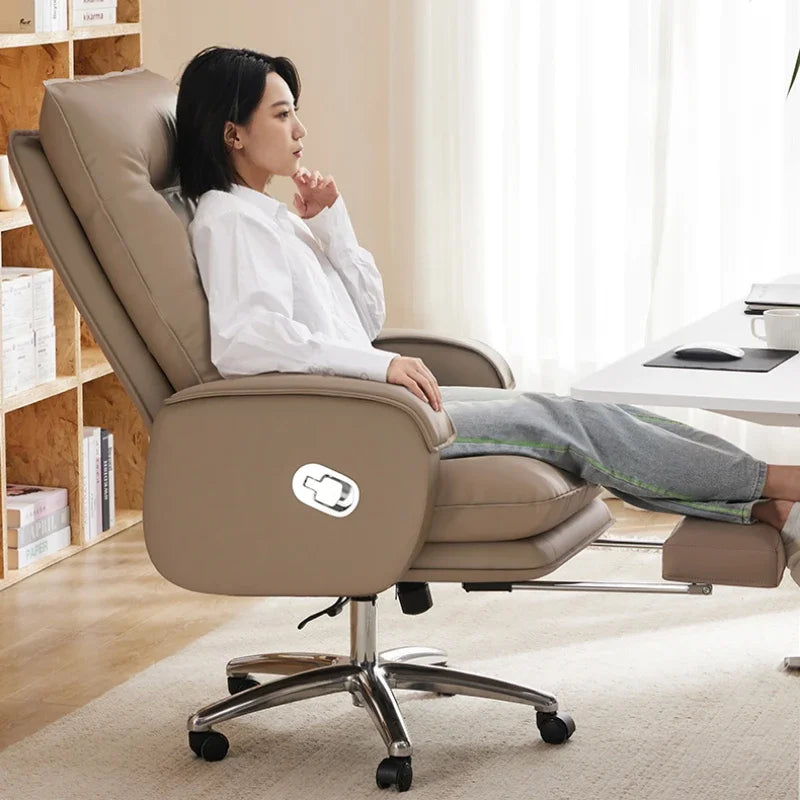 Wheeled Gamer PC Chair – Comfortable Swivel Design with Height Adjustment
