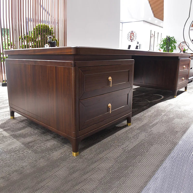 Light Luxury Executive Desk for Presidents and General Managers