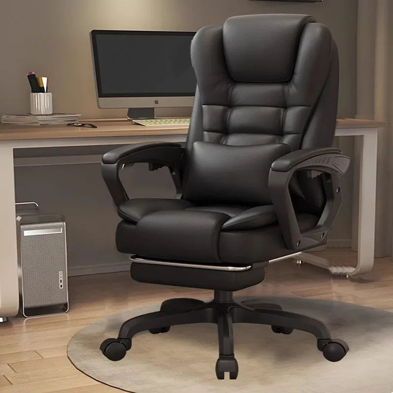 Relaxing Armchair for Gamers; Comfortable Design with Footrest