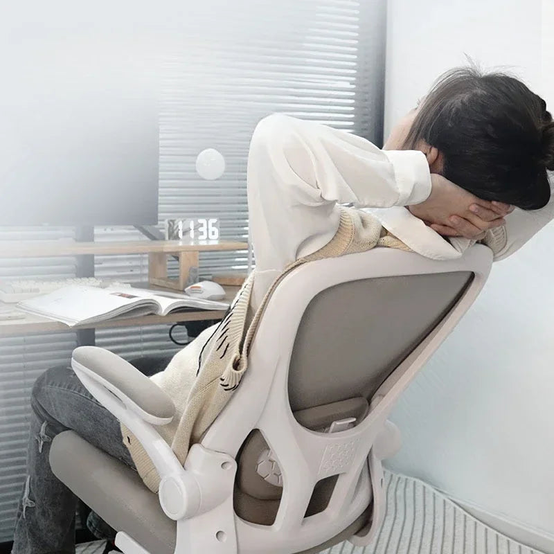 Luxury mesh office chair: swivel, ergonomic, comfortable for work or gaming.