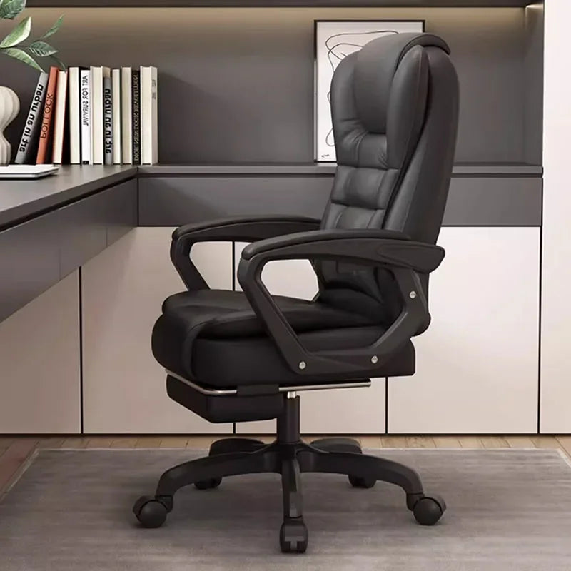 Relaxing Armchair for Gamers; Comfortable Design with Footrest