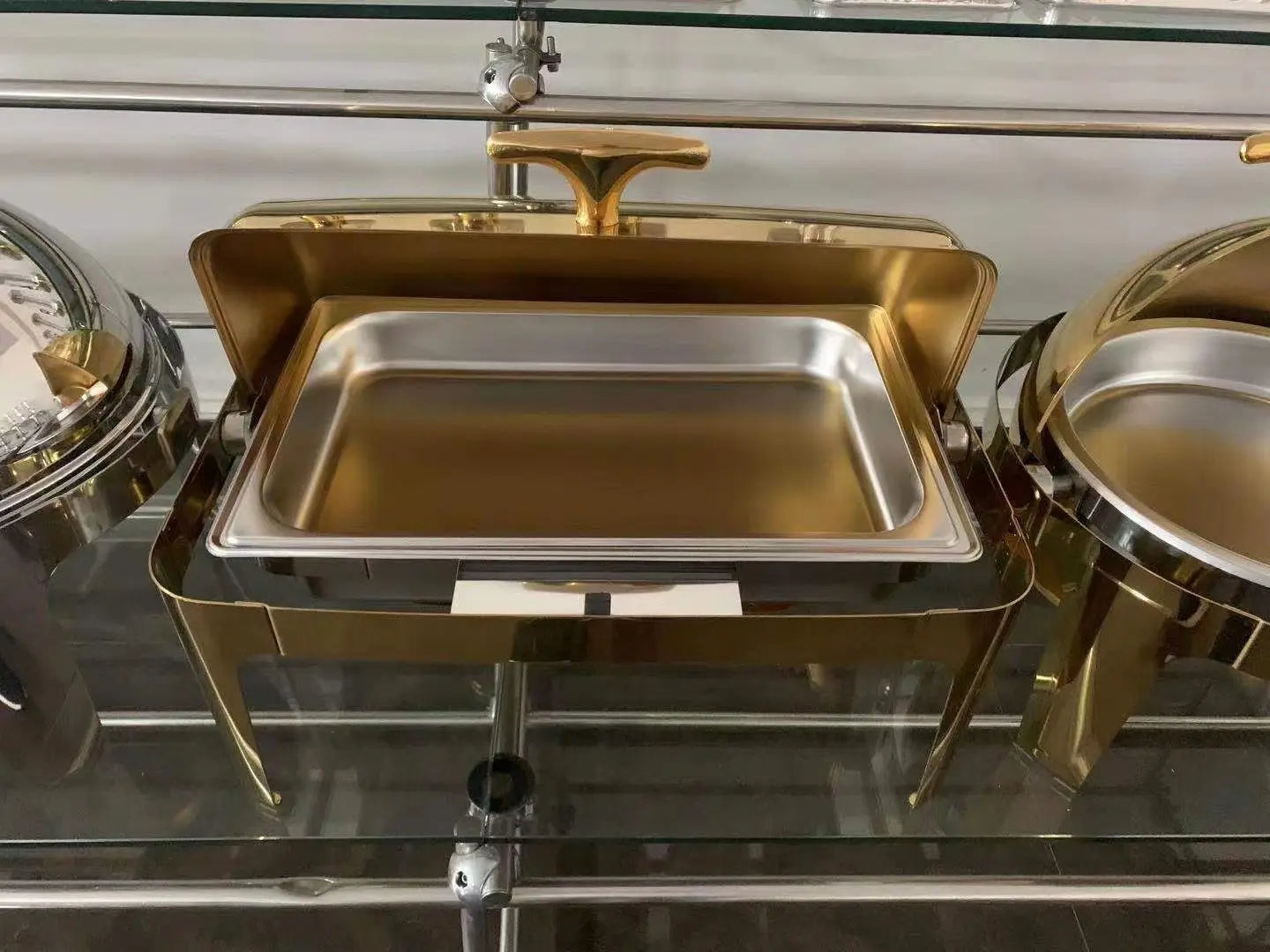 Food-graded Stainless Steel Clamshell Dinner golden Buffet Stove Stainless Steel Buffet Food Warmer Chafing Dish for hotel