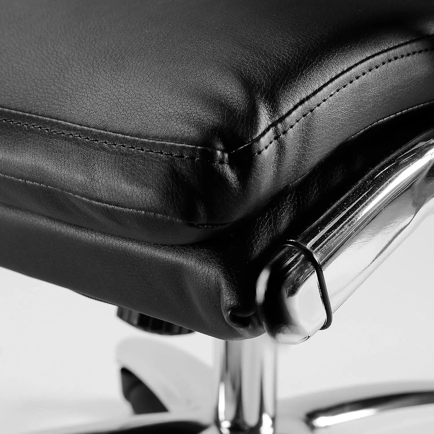 Modelo High Back Leather Executive Office Chair | Ergonomic Seating Solution for Personal Computer Workstation, Single Item
