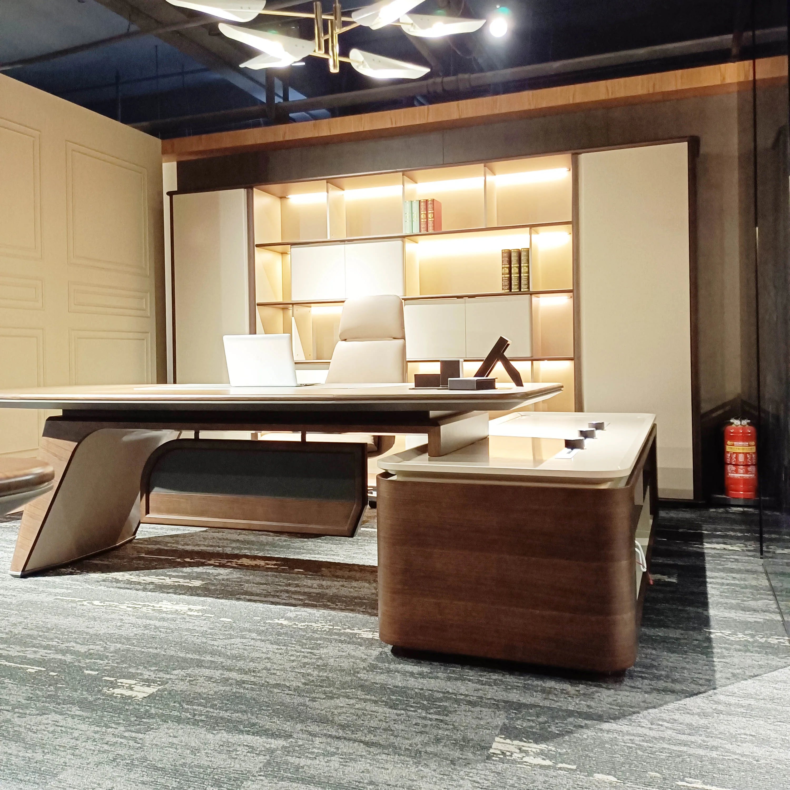 Modern work desk for new buildings