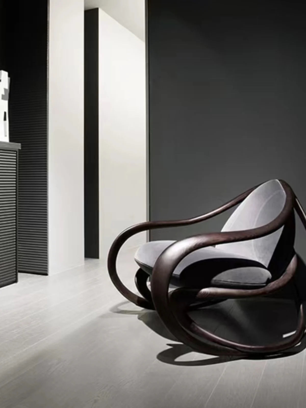 Solid Wood Leisure Chair with Leather