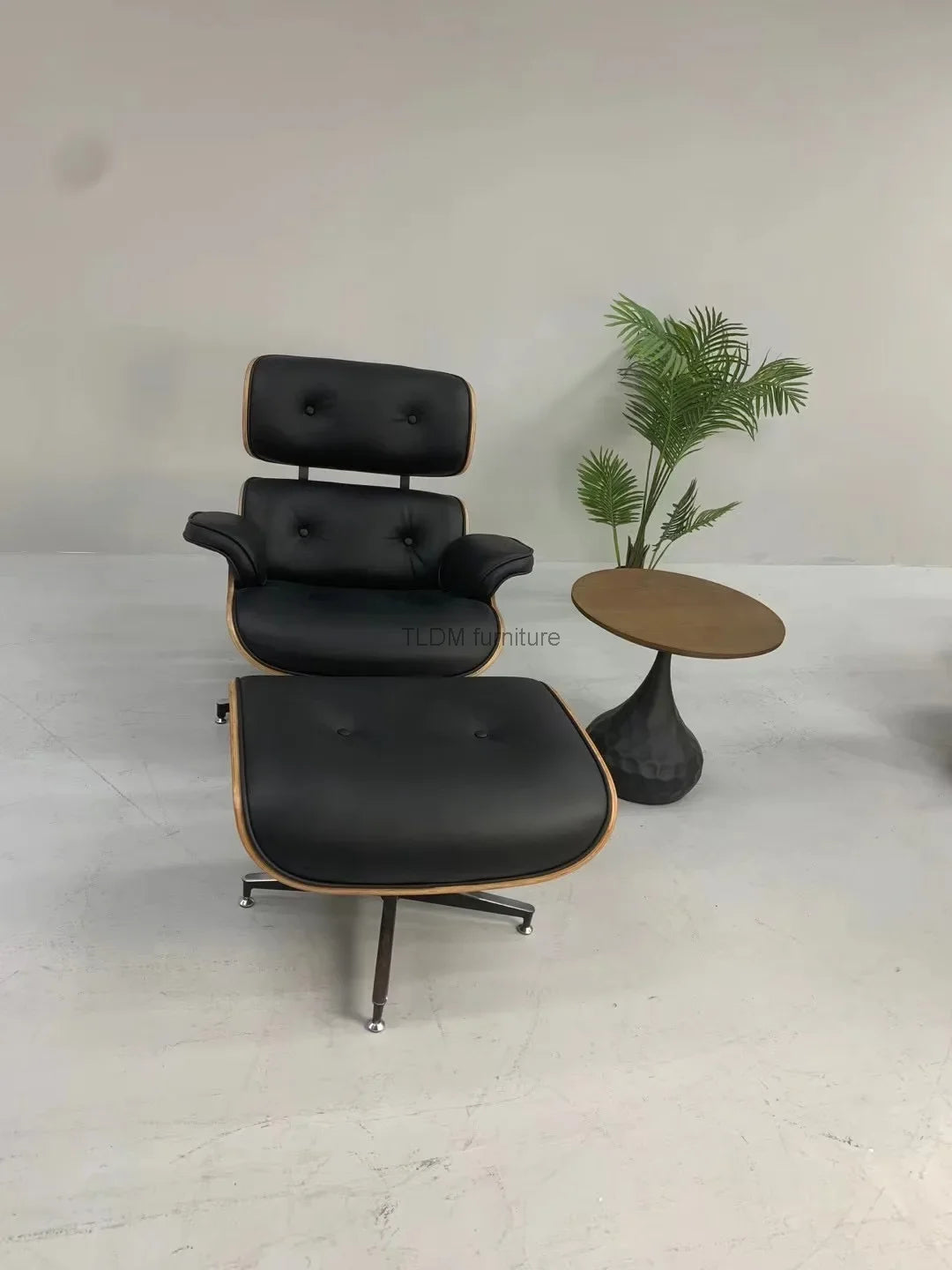 New Recliner Chair – Original Leather Sofa with Walnut Wood and Aluminum Alloy