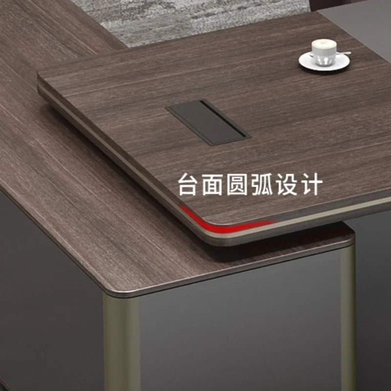 Simple office and gaming desk—perfect for home, study, and workshops