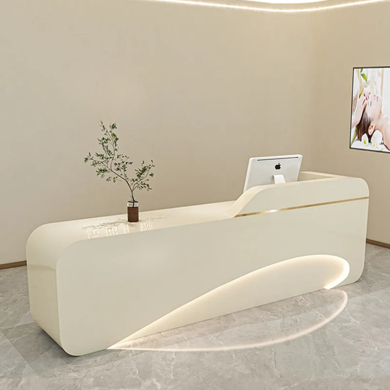 Italian-Style Reception Desks for Beauty Salons and Clothing Stores