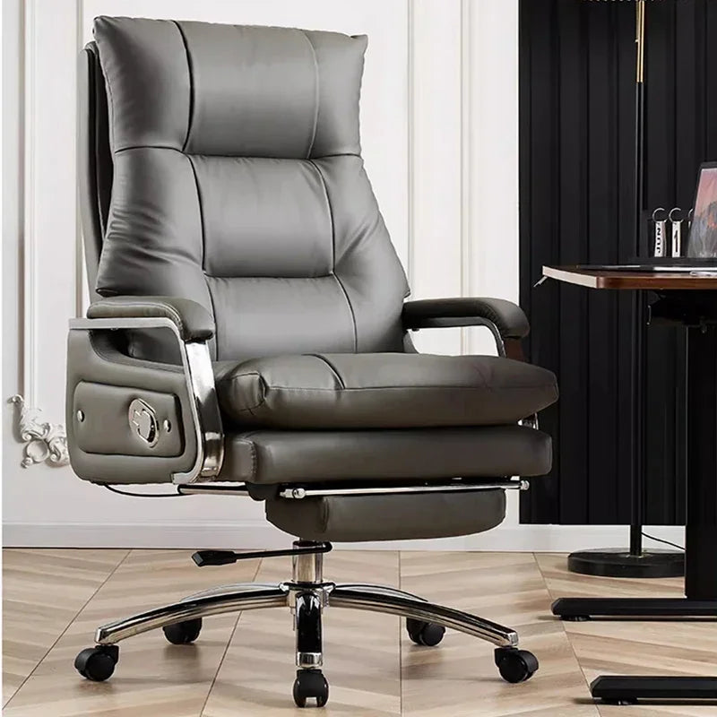 Luxurious Comfy Chair: Height Adjustable for Office
