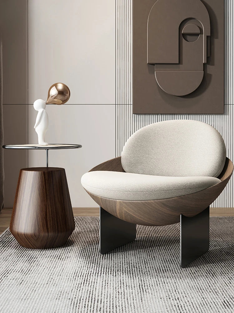 Light luxury single sofa: eggshell chair