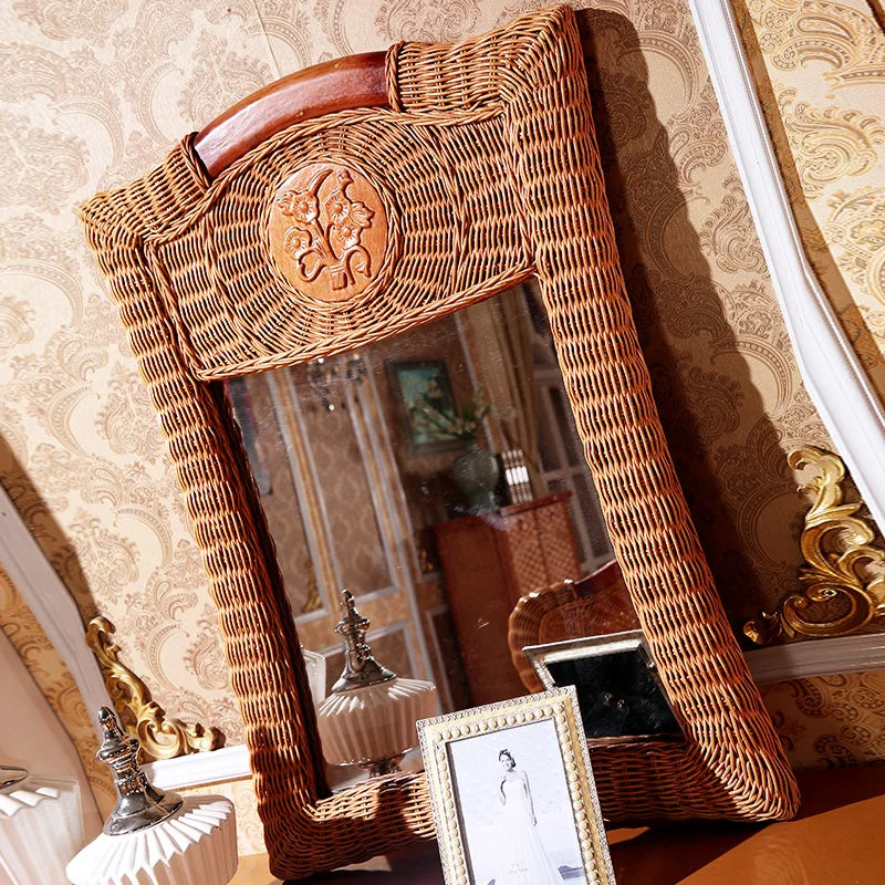 High-End Luxury Makeup Table with Drawers and Mirror,