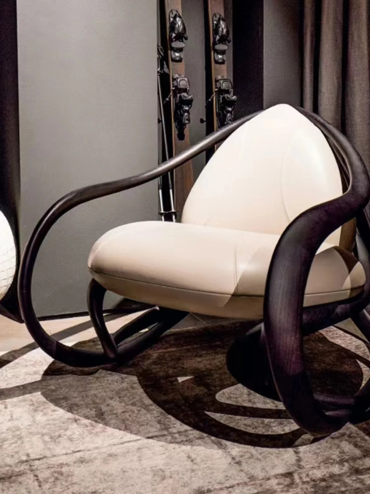 Solid Wood Leisure Chair with Leather