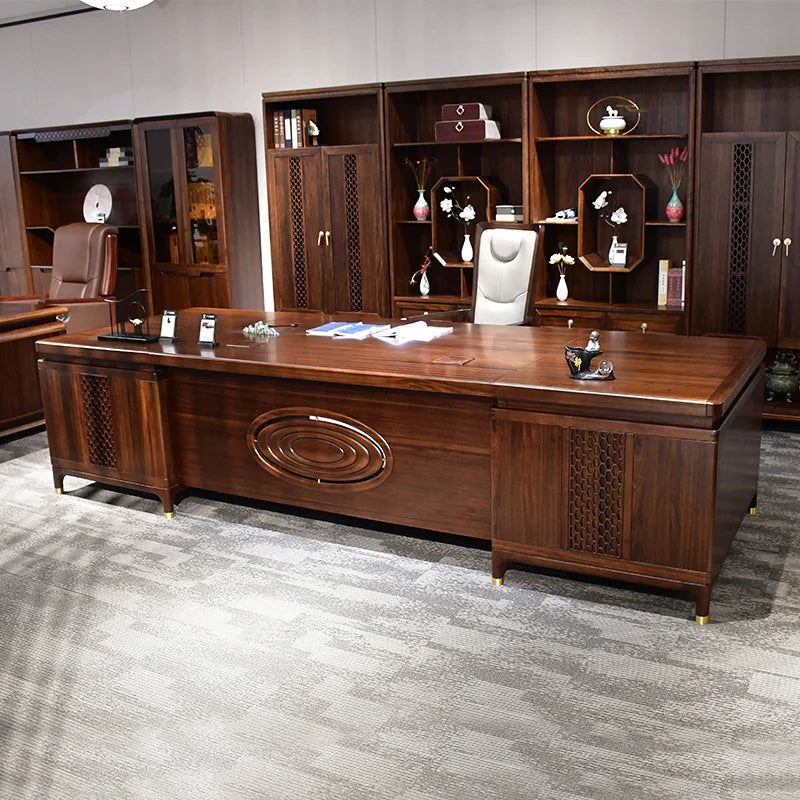 Light Luxury Executive Desk for Presidents and General Managers
