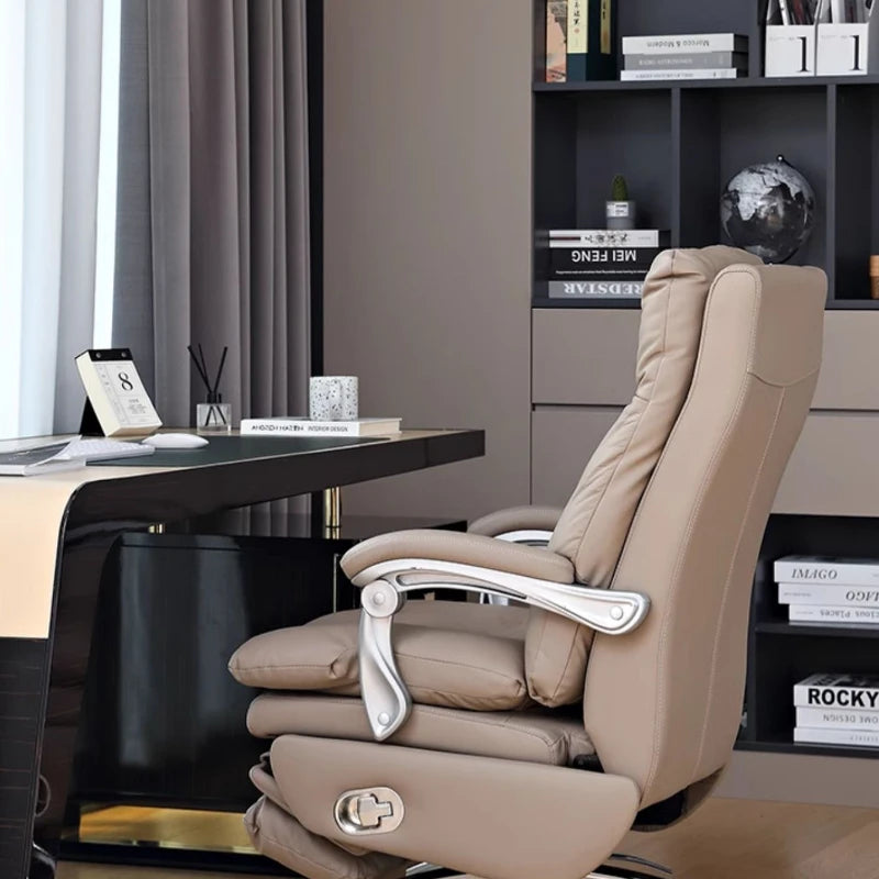 Comfortable Footrest Armchair: Relaxing Gamer & Home Office Recliner.