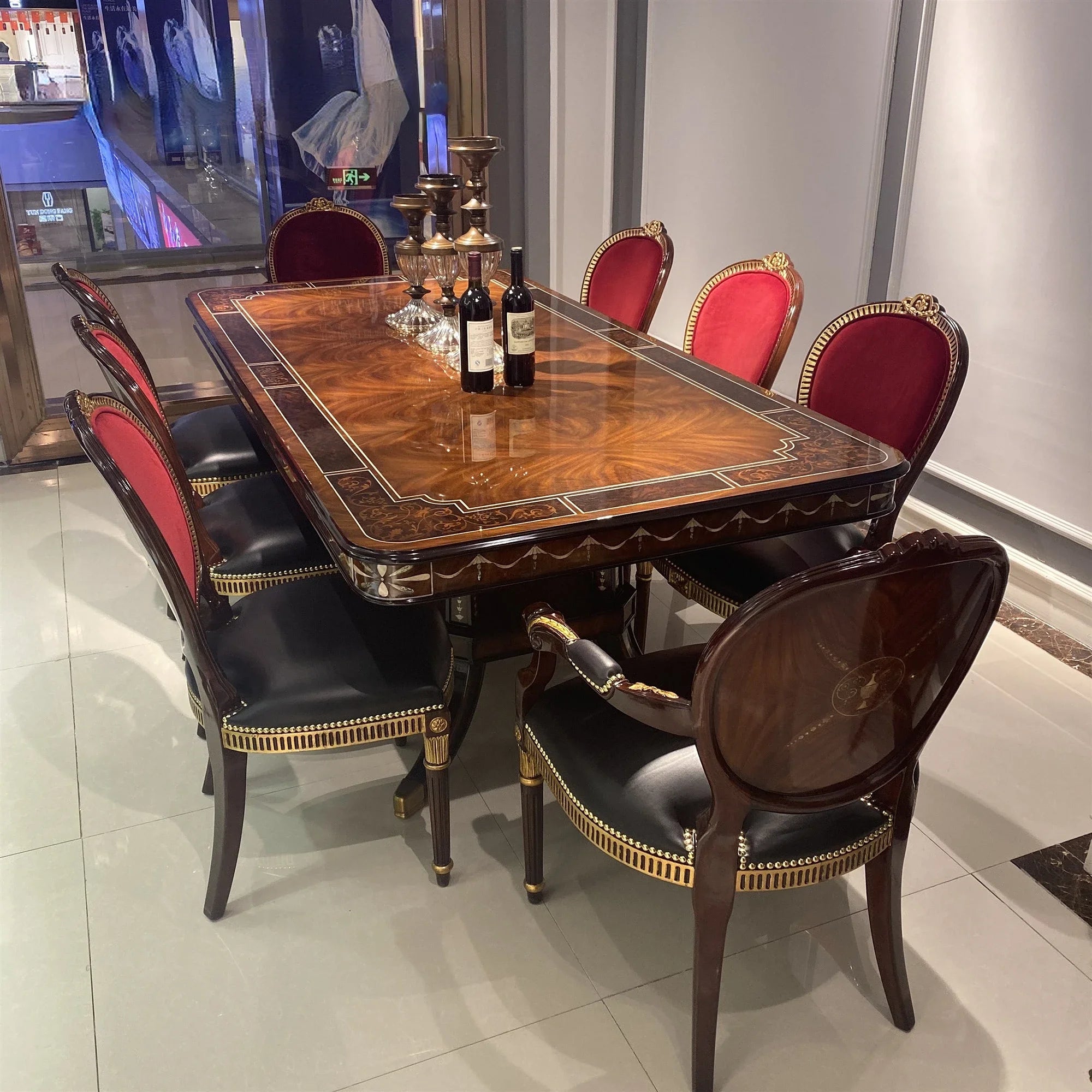Custom Alexander Villa Dining Table: British Classical Mahogany with Inlaid Shell