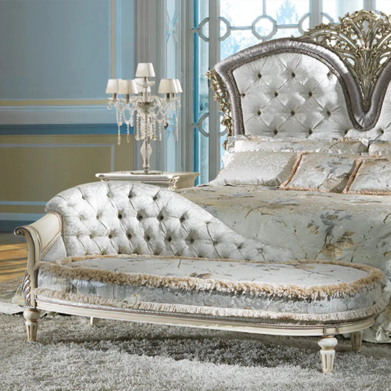 Solid wood bed Italian double bed villa high-end custom 1.8 m bedroom