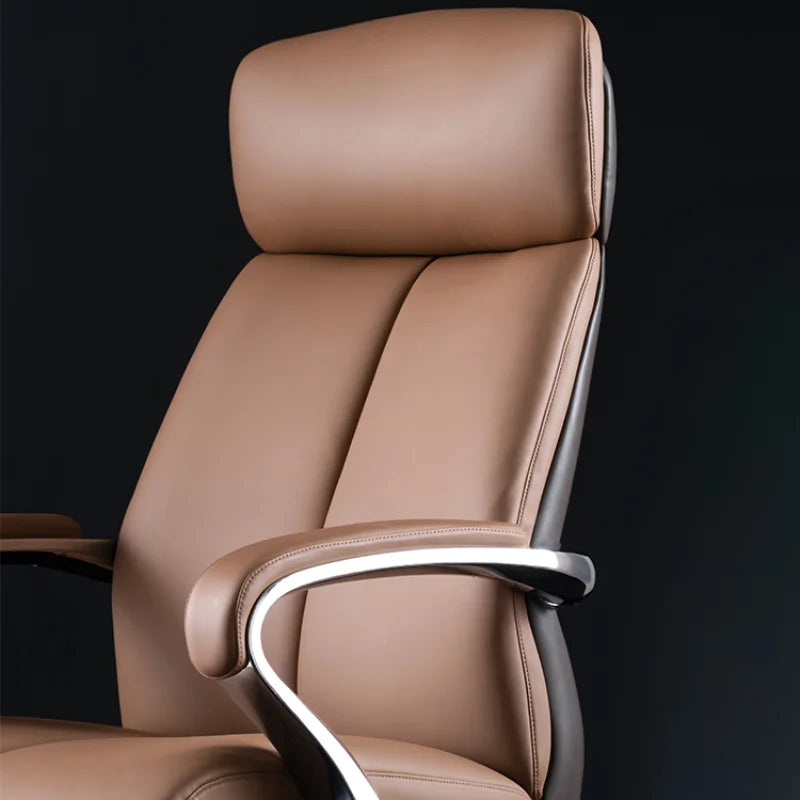 Luxury Comfy Chair with Relaxing Backrest and Wheels