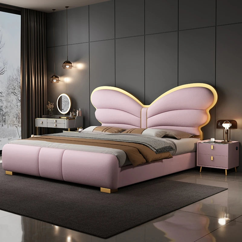 King Size Luxury Double Bed – Elegant European Frame for a Princess-style Bedroom