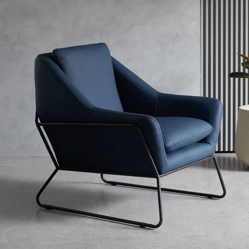 Luxury Chairs Metal Legs Leather Hand Rest Italian Design Home Room Bedroom Single Armchair Minimalist Poltrona Lounge Furniture