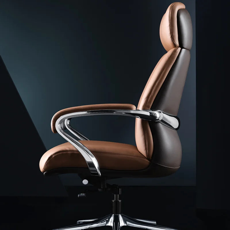 Luxury Comfy Chair with Relaxing Backrest and Wheels