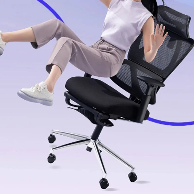 Rotating Office Chair with Footrest – Comfortable Armchair for Relaxation, Gaming