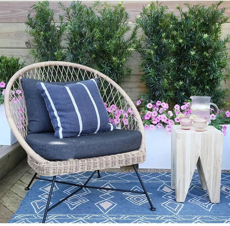 Outdoor Waterproof Furniture Garden Table And Chair Set Aluminum Arm Wicker Rattan Restaurant Dining Outdoor Chair