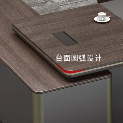 Simple office and gaming desk—perfect for home, study, and workshops