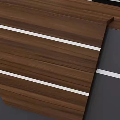 Stylish Modern Reception Desks for Beauty Salons