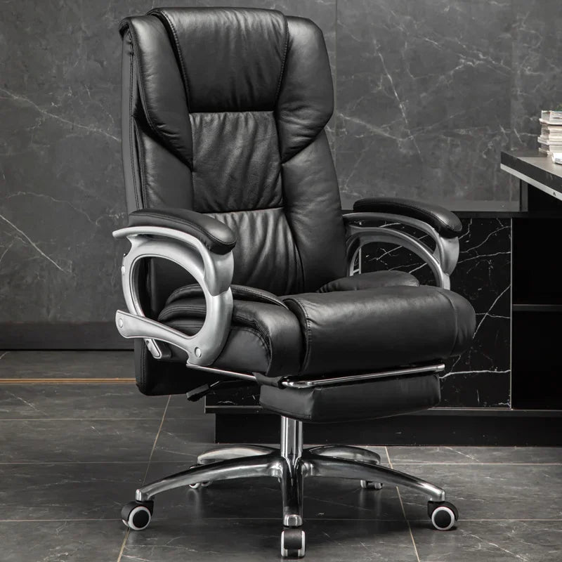 Comfortable Gaming Recliner: Rotating Office Chair with Wheels for Relaxation.