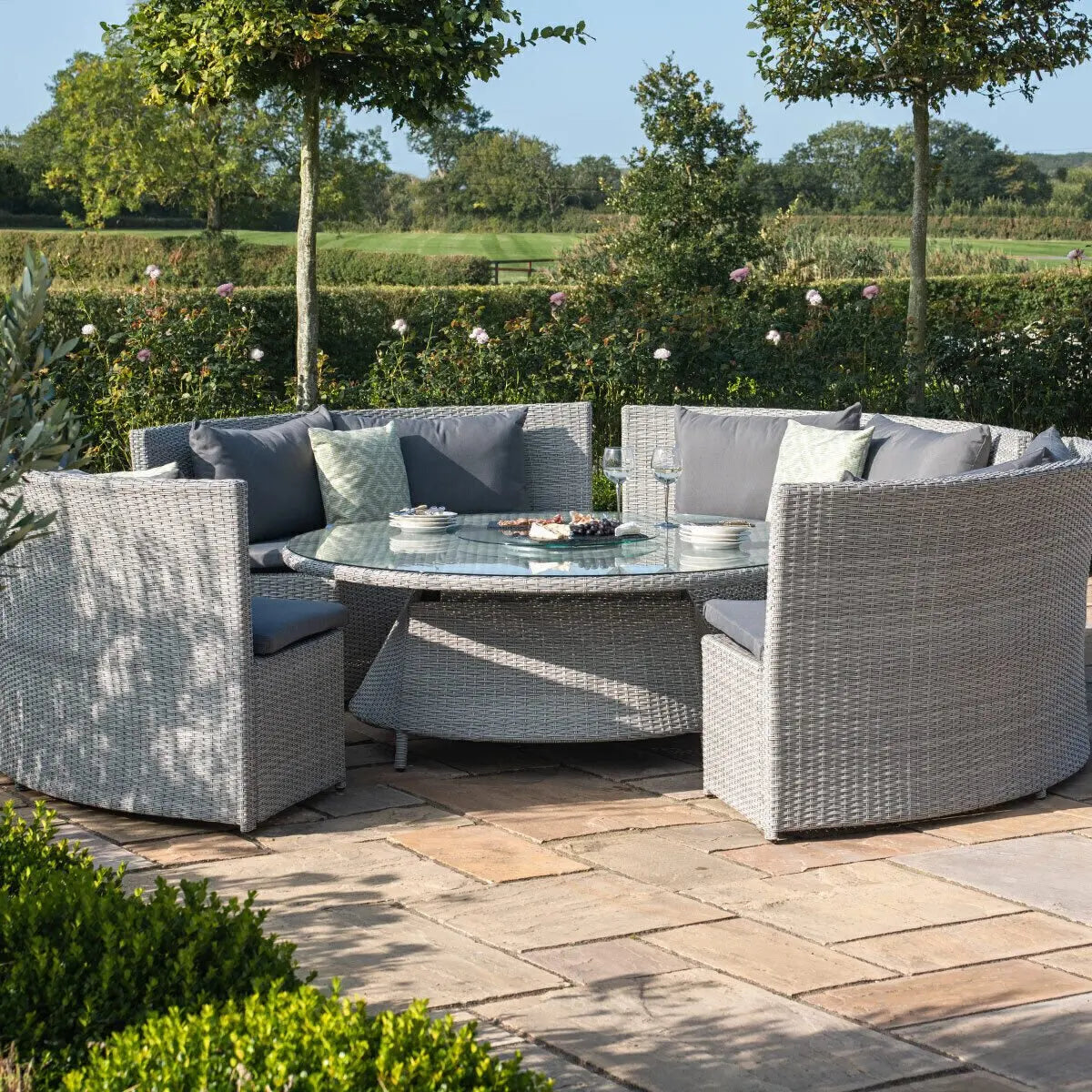Outdoor Furniture Suit Garden Lounge Rattan O-Shaped Sofa Suit Courtyard Wicker Talk Suit New Design Luxury round Sofa